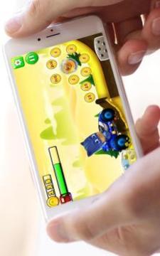 Kids Hill Masks Climb游戏截图2