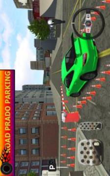 Prado Car Parking: Street Parking Adventure游戏截图3
