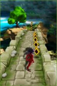 Temple Ladybug Run - the miraculous ladybug游戏截图1