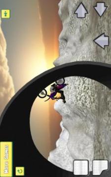 Bike Tricks: Rocky Canyon游戏截图1