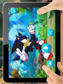 Super Shadow Sonic Run游戏截图1