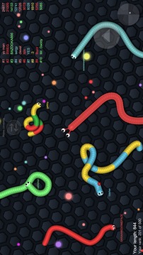 Space.IO Rolling Snake游戏截图3