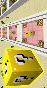 Lucky Block Race 2018 for MCPE游戏截图1