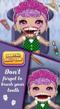 Surprise Dolls Dentist Doctor游戏截图3