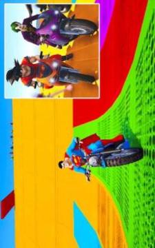 Superhero Downhill Tricky Bike Race Free游戏截图3