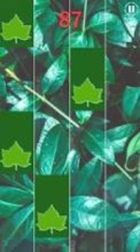 Green Leaf Piano Tiles游戏截图1