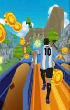 Subway Messi Juggling Run World - 3D Soccer Run游戏截图2