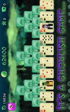 Halloween Tri-peaks Solitaire游戏截图3