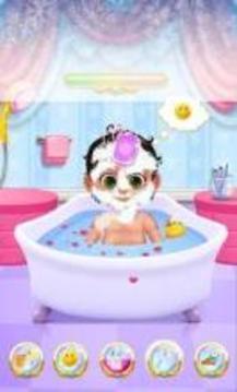 Ice Royal Princess Baby Care * Babysitting games *游戏截图4