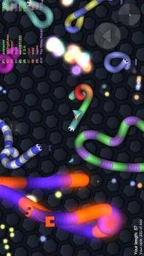 Snake Link vs Hello Worms.IO游戏截图2