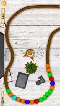 Marbles on Desk – A Marbles Matching Game游戏截图2
