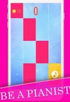 Girl Piano Tiles : White Tiles Pink游戏截图3