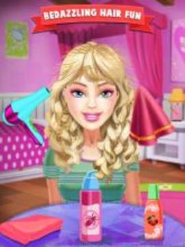 Fashion Doll Barbi Hair Salon游戏截图2