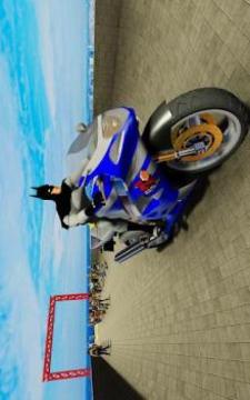 Super Hero Tricky Bike Race: Mega Ramp游戏截图5