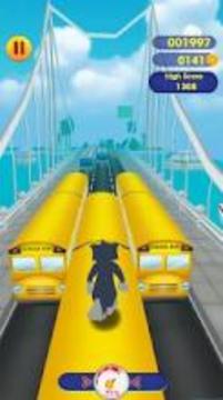 Subway Tom Surf Run Adventure游戏截图1