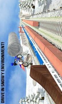 Tricky Bike Train Stunts Trail游戏截图4