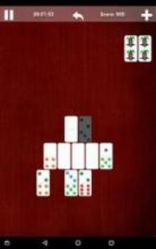 Domino Pyramid游戏截图1