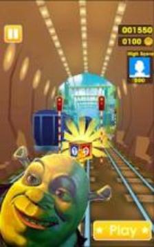 Subway Shrek Running Surf rush hours 3D 2018游戏截图4