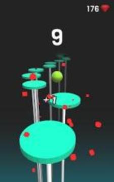 Splashy Ball: Jump on Spiky Tiles游戏截图1