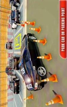 Police Car Parking Adventure 3D游戏截图5