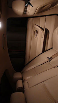 车内逃脱2游戏截图3