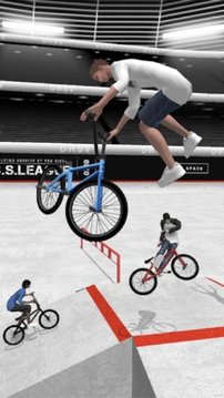 自行车世界2020游戏截图2