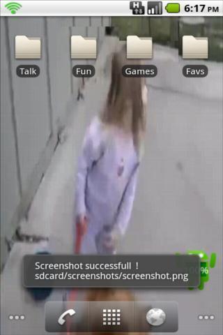 Girl Falls On Face截图1