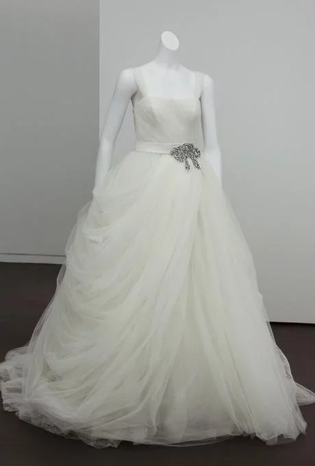 婚紗禮服設計截图2