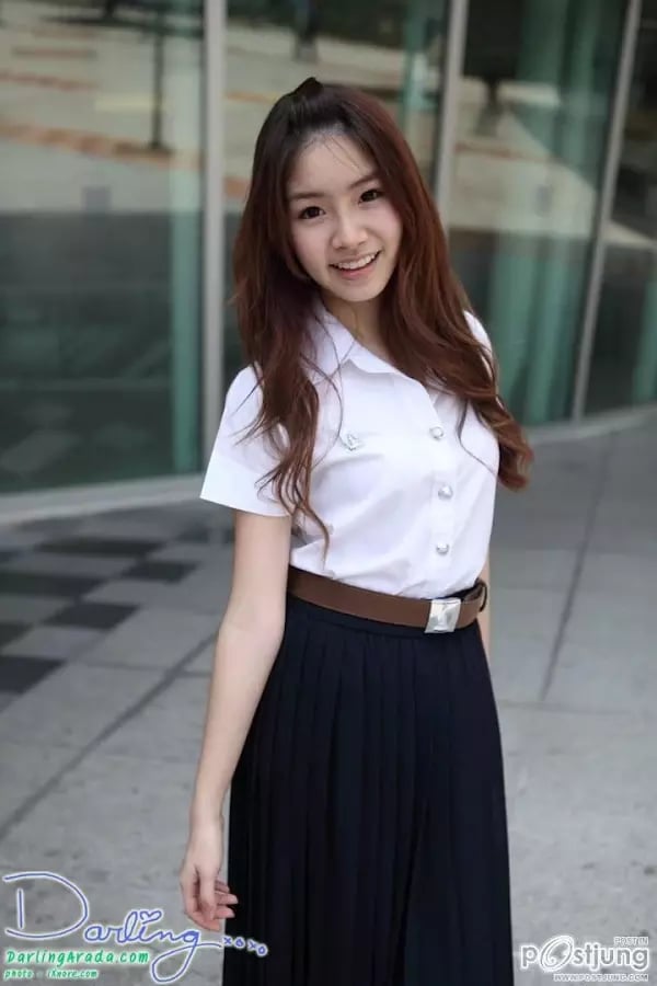 Young college gallary.截图5