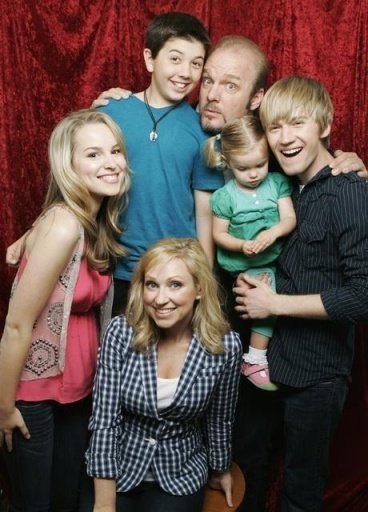 Good Luck Charlie Fans Game截图8