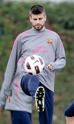 Gerard Pique FC截图2