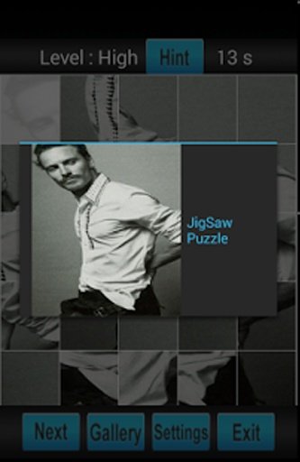 Michael Fassbender Puzzle Game截图1