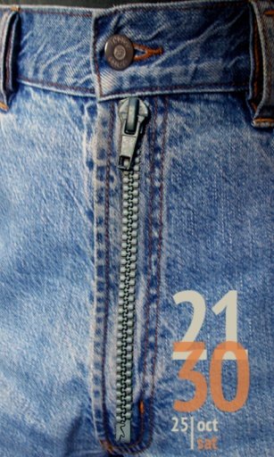 Zip Screen Lock Jeans截图1