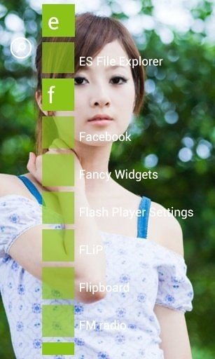 WP8桌面主题：漂亮女孩截图2