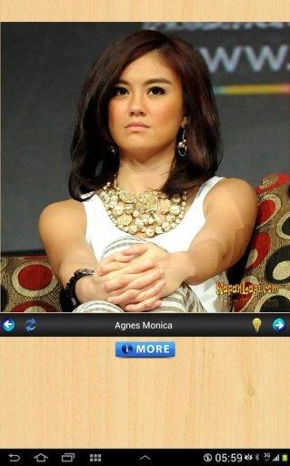 Agnes Monica Wallpaper Puzzle截图5