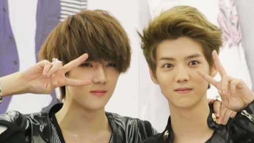 Photo with EXO Luhan截图2