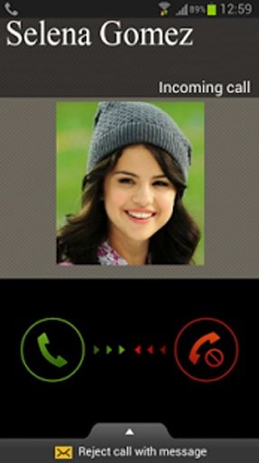 Selena Gomez Calling Fans截图3