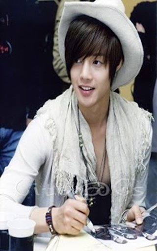 Kim Hyun Joong Games截图2