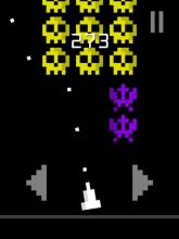 Invaders Classic Arcade Game - Pixel Art Shooter截图3