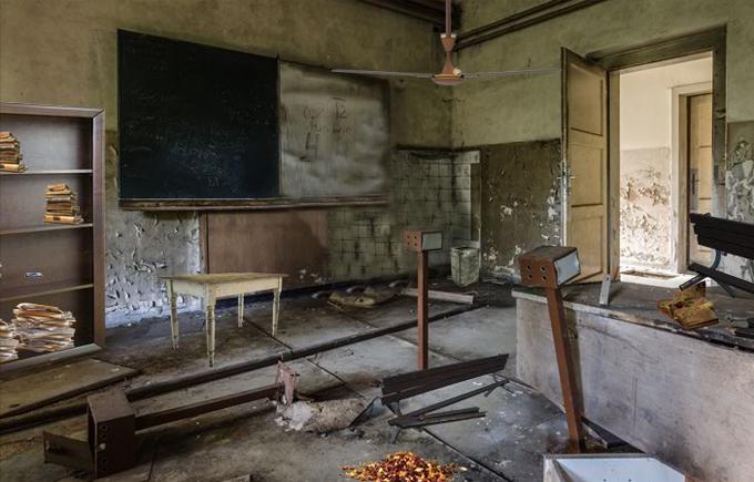 Can You Escape Abandoned School截图2