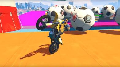 Superheroes Bike Stunt Racing: Fast Highway Racing截图4