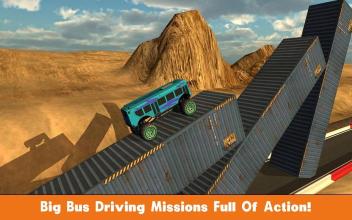 Monster Trucks X Mega Bus Race截图5