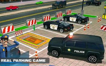 Highway Police Car Parking 3D Stunt Parking截图2