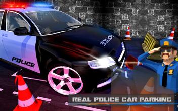Highway Police Car Parking 3D Stunt Parking截图1