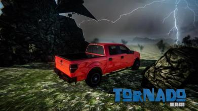 Tornado Chasers Mountain Car Driving Simulator截图4