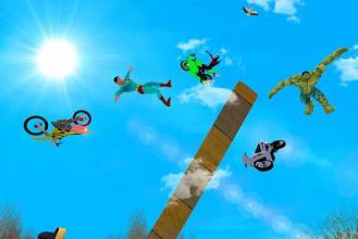 Superhero Bike Impossible Ramps City Stunts截图4